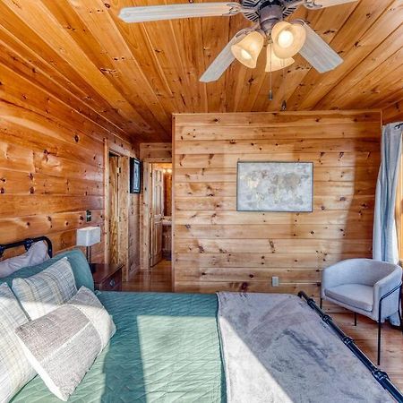 Mtn Cabin Sleeps 10 - 5 Mins To Fishing & Camping Ellijay Exteriör bild