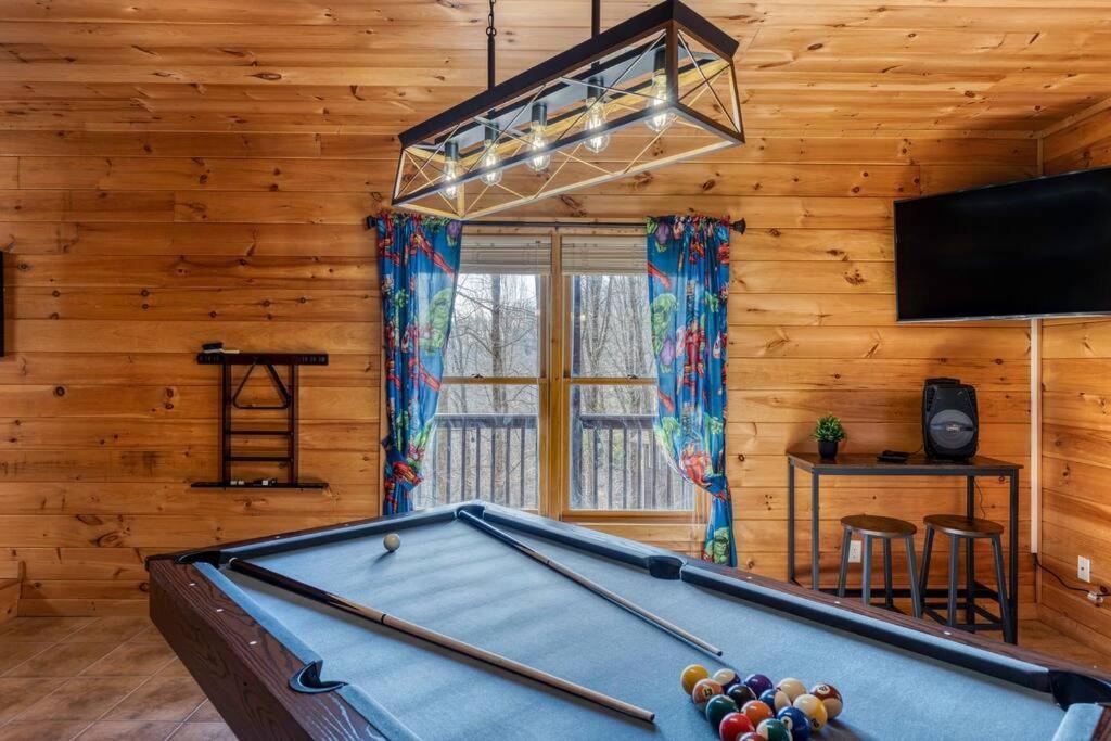 Mtn Cabin Sleeps 10 - 5 Mins To Fishing & Camping Ellijay Exteriör bild